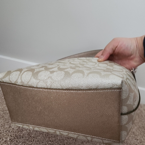 NWT！COACH ZIP TOP SHOULDER BAG IN SIGNATURE CANVAS（COACH CW391） - Picture 3 of 7